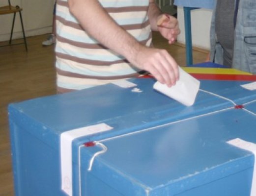Sondaj: La referendum va fi cvorum, 70% dintre români vor vota pentru demitere